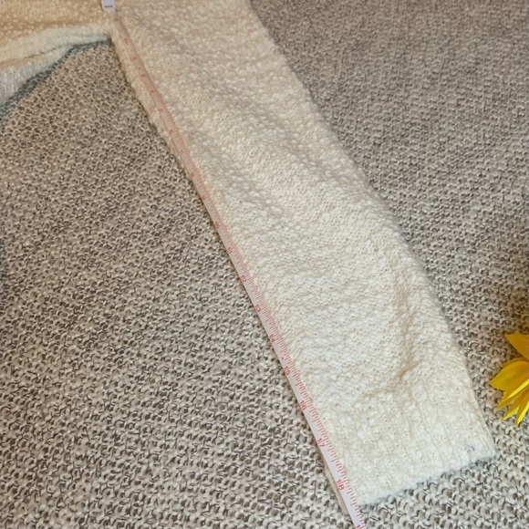 Marled by Reunited White Pullover Sweater - Picture 8 of 9